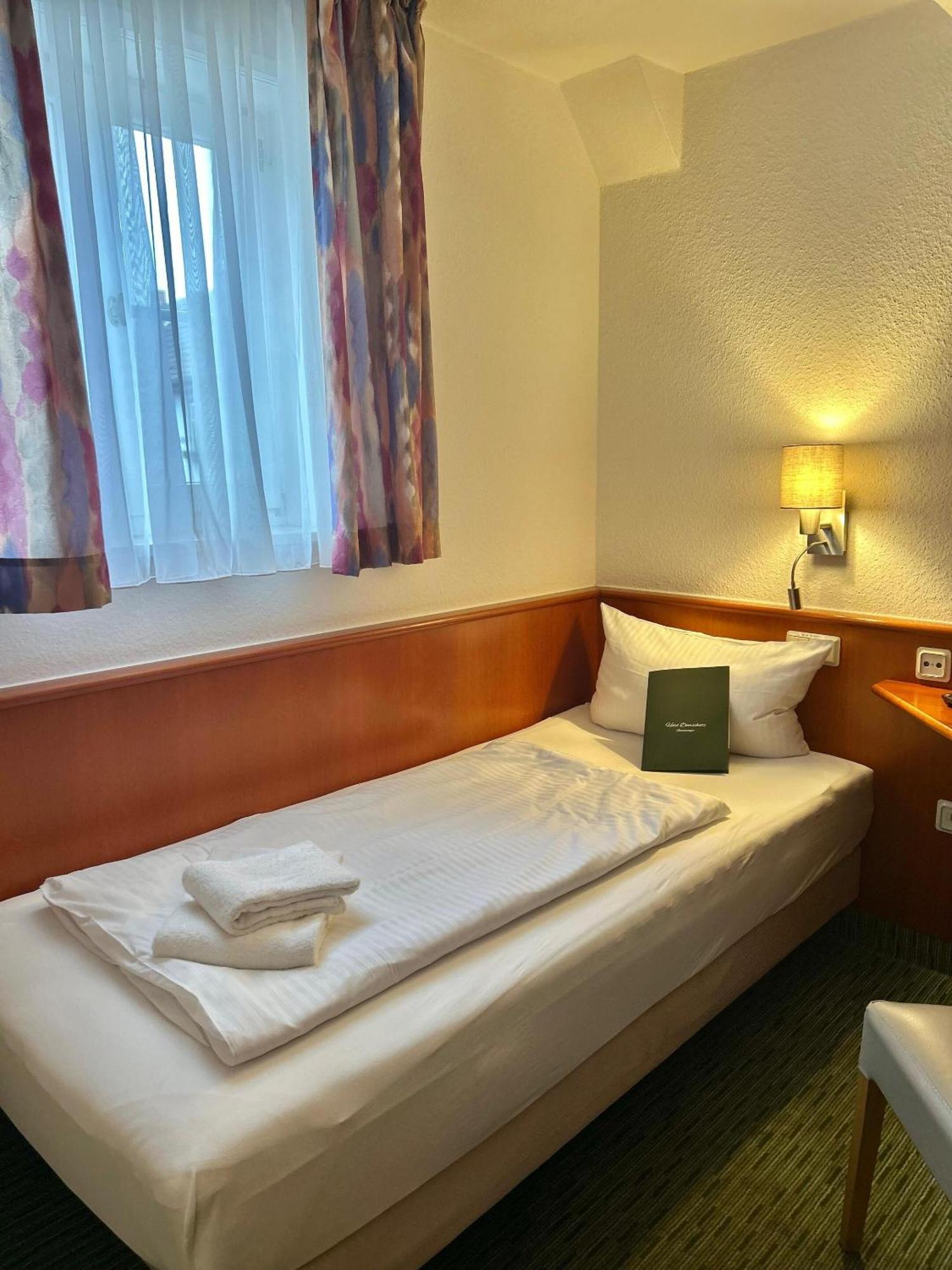 Hotel Domschatz Quedlinbourg Extérieur photo